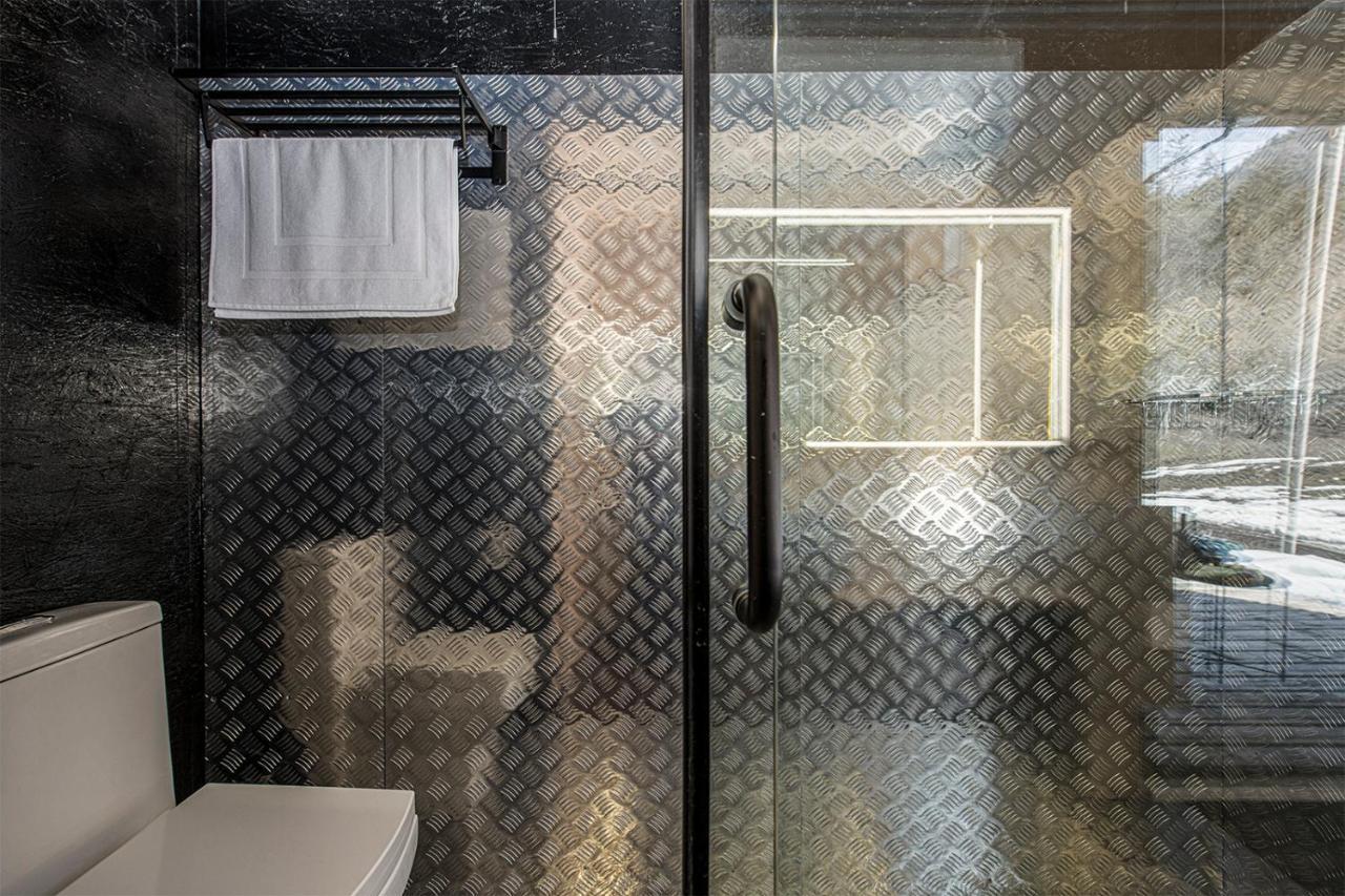 Roombox Likani Borjomi Exterior foto